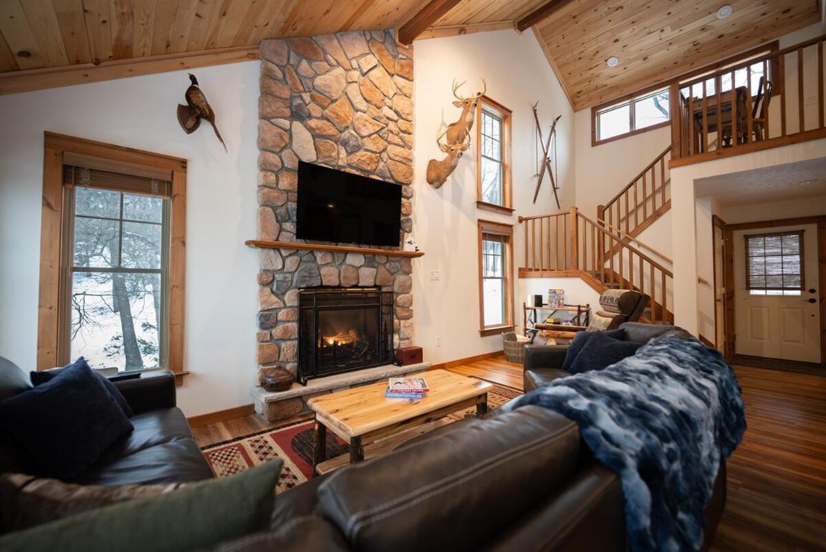 Luxury House In Pocono Mountains *