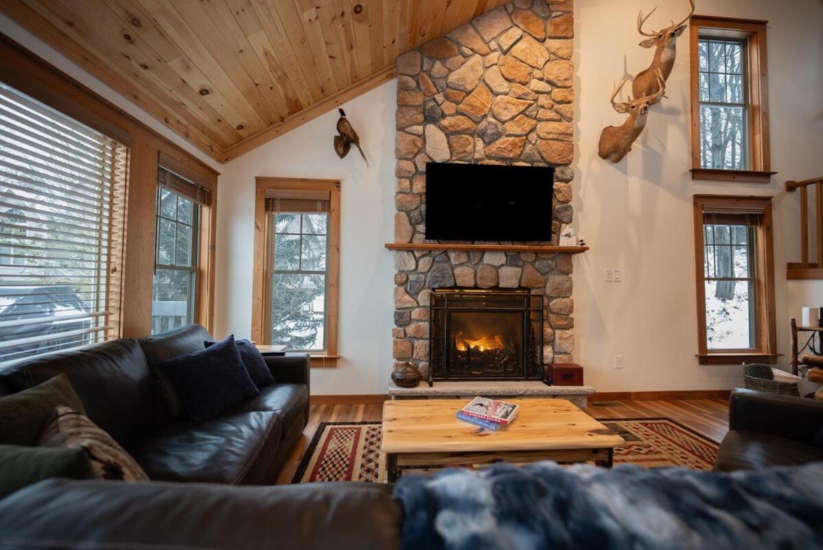 Luxury House In Pocono Mountains
