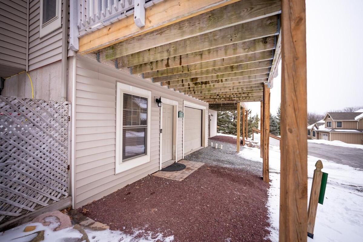 Holiday home Luxury House In Pocono Mountains