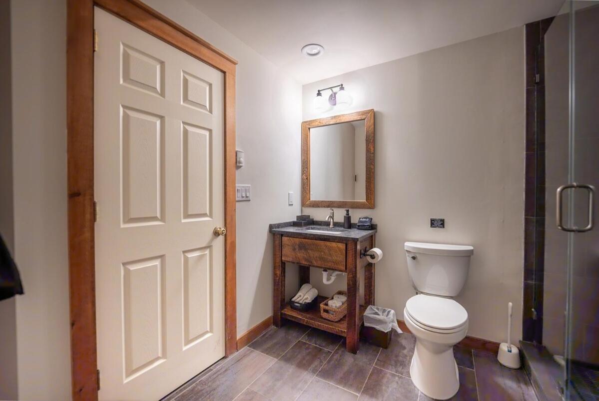 Luxury House In Pocono Mountains Holiday home Tannersville
